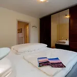 Kaept'n * Βέστερλαντ